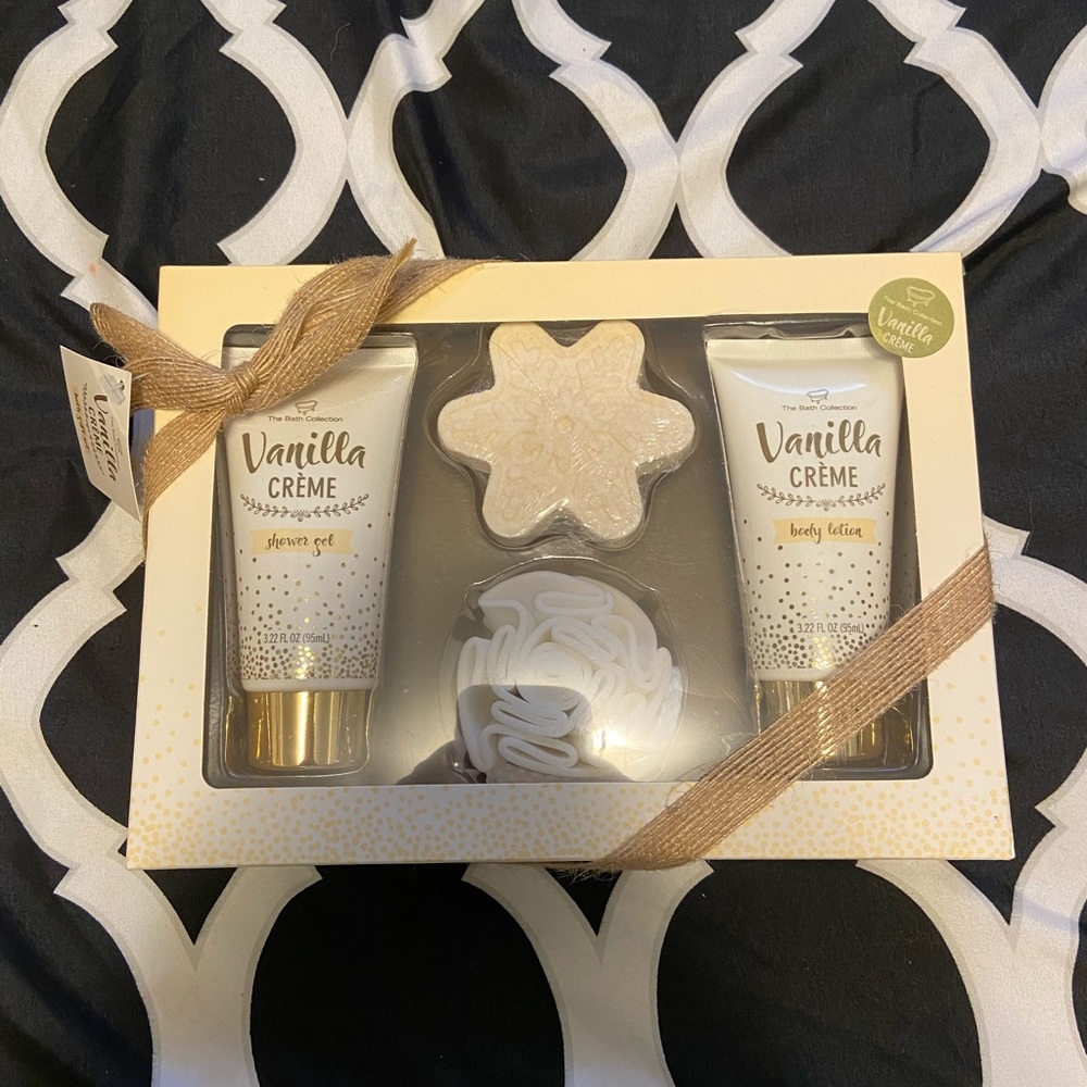 Vanilla creme shower set
